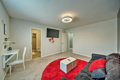 Dewitt Home With Patio, Fire Pit, And Gas Grill!