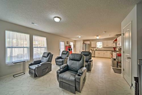 Dewitt Home With Patio, Fire Pit, And Gas Grill!