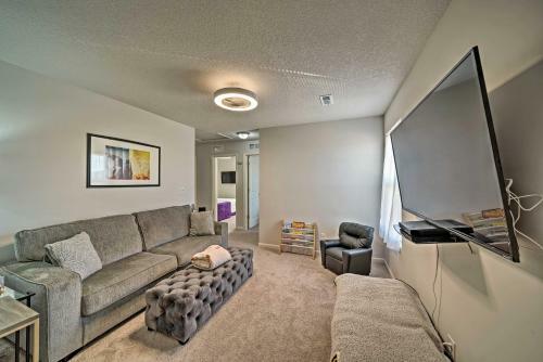 Dewitt Home With Patio, Fire Pit, And Gas Grill!