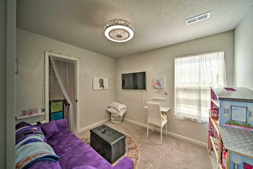 Dewitt Home With Patio, Fire Pit, And Gas Grill!