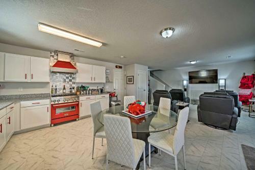 Dewitt Home With Patio, Fire Pit, And Gas Grill!
