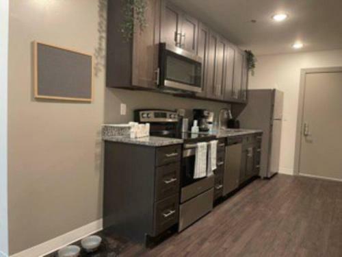 Apartamento Apt 252 Cozy And Sleek Dwelling Min From Ft Leavenworth