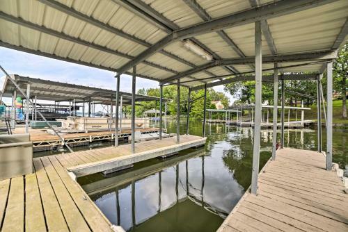Kentucky Lake House With Great Outdoor Space!