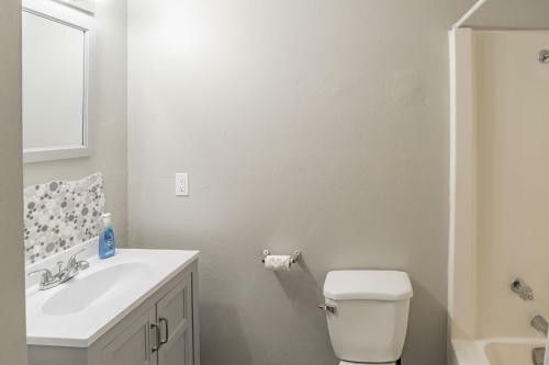 Apartamento Weekend Warriors Welcome In Secure Haven