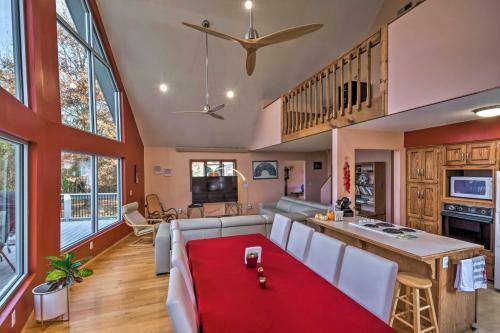 Lake Cumberland Home With Deck And Water Access!