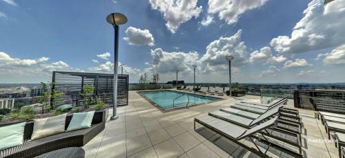 Apartamento Two Luxurious Condos On The Same Floor By Cozysuites