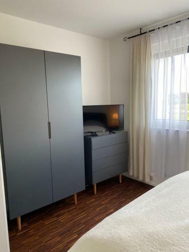 Modernes Apartment Am Hafen Mit Seeblick