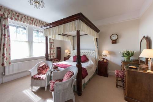 The Old Vicarage Hotel & Restaurant