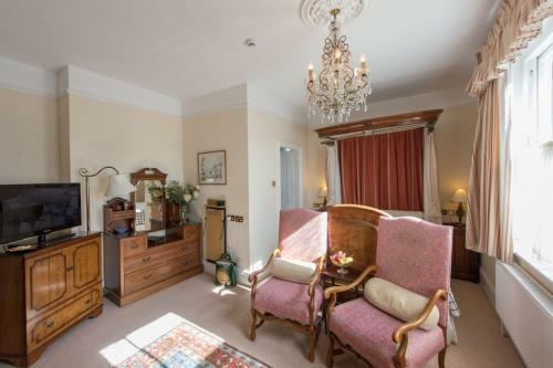 The Old Vicarage Hotel & Restaurant