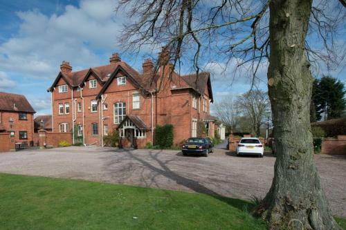 The Old Vicarage Hotel & Restaurant