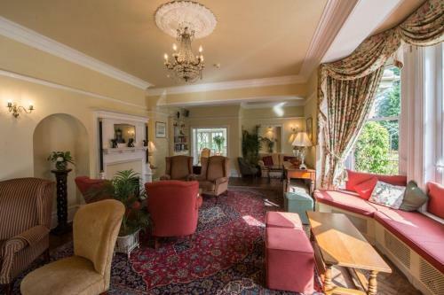The Old Vicarage Hotel & Restaurant