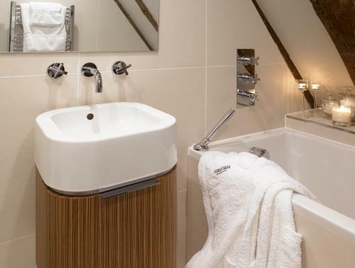 Hostal Lavenham Great House Hotel & Restaurant