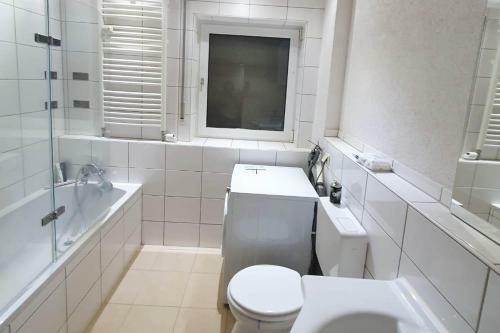 Apartamento 2 Zimmer Handwerkerwohnung Mit K�che Und Wlan