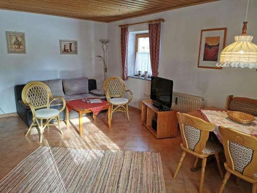 Apartamento Ferienhaus-haidweg-wohnung-1