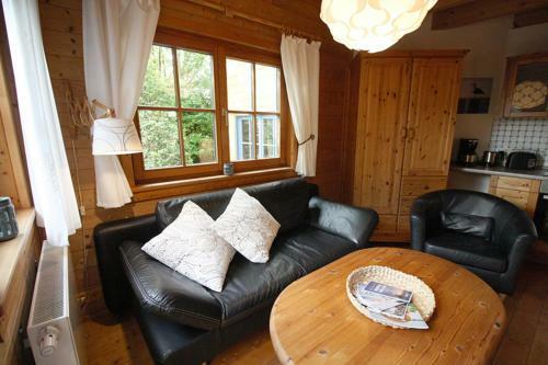 Apartamento Holzhaus Gr�mitz "schwalbennest"