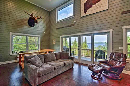 2-acre Lakefront Greenville Home With Cottage And Dock