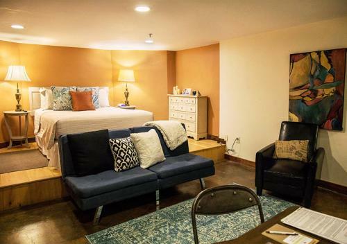 Bed & Breakfast Canal Street Inn
