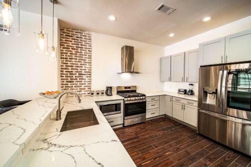 Apartamento Le Bon Temps - Luxury New Orleans Apts