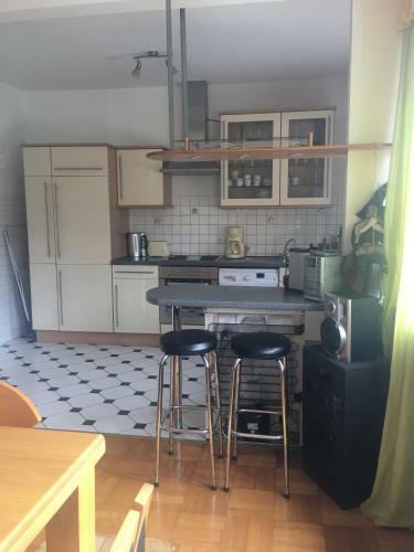 Apartment Am Friedrich Ebert Park Mit �ber 100qm Wohnfl�che