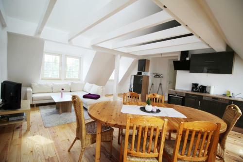 Apartment In Idyllischer Altstadt Direkt Am Main