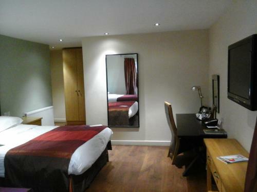 Legacy Great Hallingbury Manor Hotel