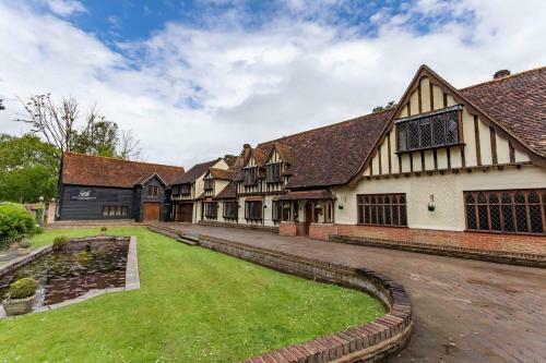 Legacy Great Hallingbury Manor Hotel