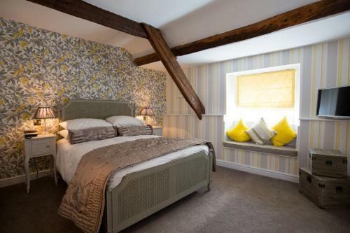Posada Ye Olde Bulls Head Inn & Townhouse