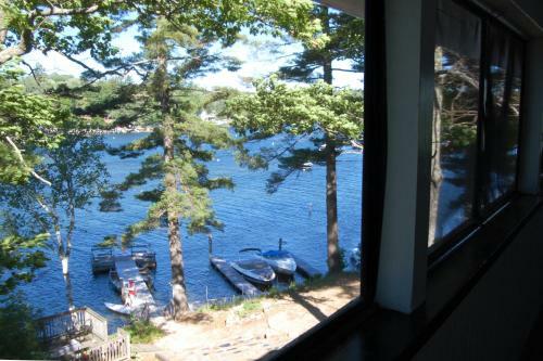 Bayview Cottages & Retreats