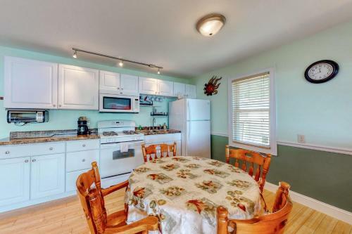 Bayview Cottages & Retreats