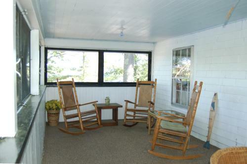 Bayview Cottages & Retreats