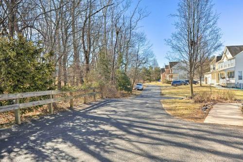 Roomy Ellicott City Apartment With Backyard!