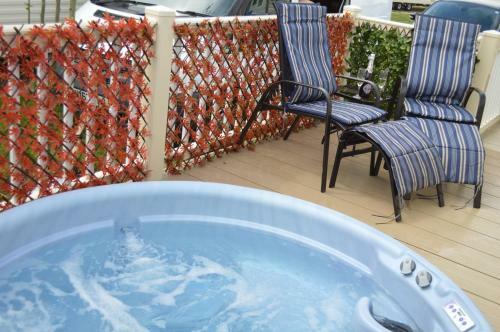 Stunning Luxury 6 Berth Caravan Tattershall Lakes
