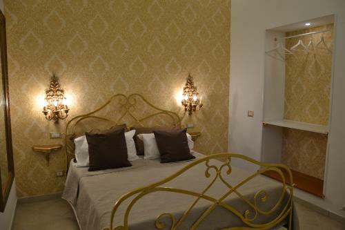 Hostal Domus Sanfelice Suite