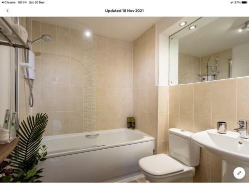 Stunning 2-bed Apartment In Newton Abbot