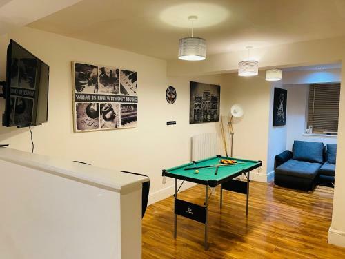 Inviting 1-bed Hot Tub Apartment In Nottingham
