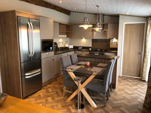 Rivendale 7 2 Bedroom & Hot Tub