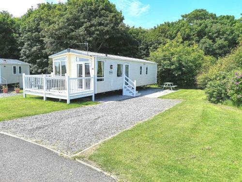Static Caravan Hire Sand Le Mere Holiday Village