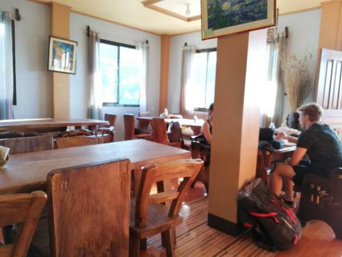 Bed & Breakfast 7th Heaven Lodge And Cafe
