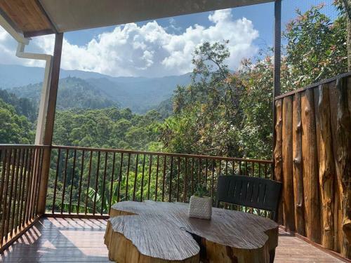Caba�a Campestre Cerca A Ecoparque El Salado, Envigado.