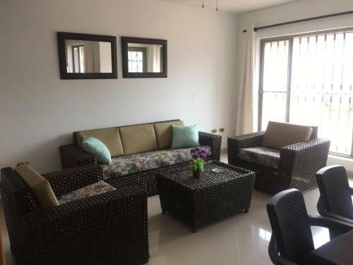 Casa Con Piscina Privada Y Jacuzzi Villa Ensue�o