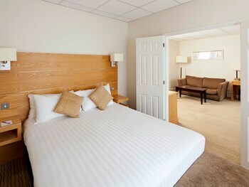 Mercure Hull Grange Park Hotel