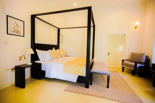 Hostal Villa L� Maas Tota