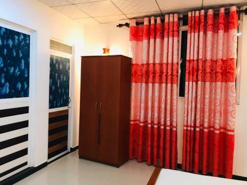 Bed & Breakfast Hotel B&p Hikkaduwa
