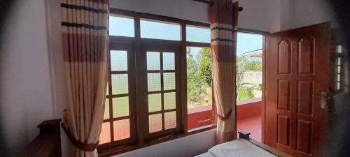Hostal Royal Reach Resort & Holiday Bungalow
