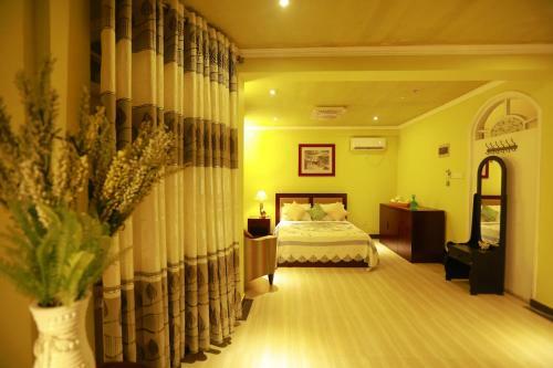 Lodge Mansion In Kandy Valley's