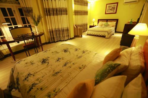 Lodge Mansion In Kandy Valley's