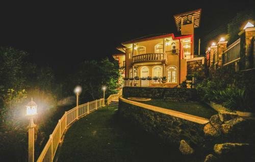 Lodge Mansion In Kandy Valley's