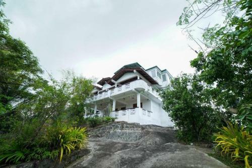 Hostal Grand View Tourist Guest