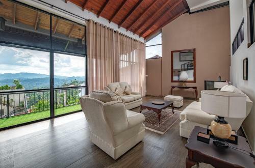 Hotel Swarga Villa