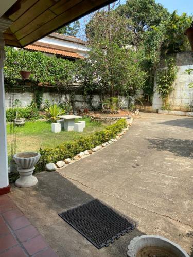 Hostal Kandy Garden Villa
